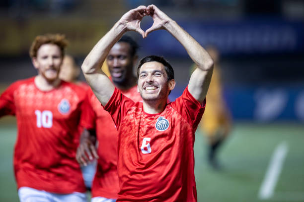 内的合作 内的合作