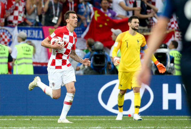 小因和德容 小因和德容